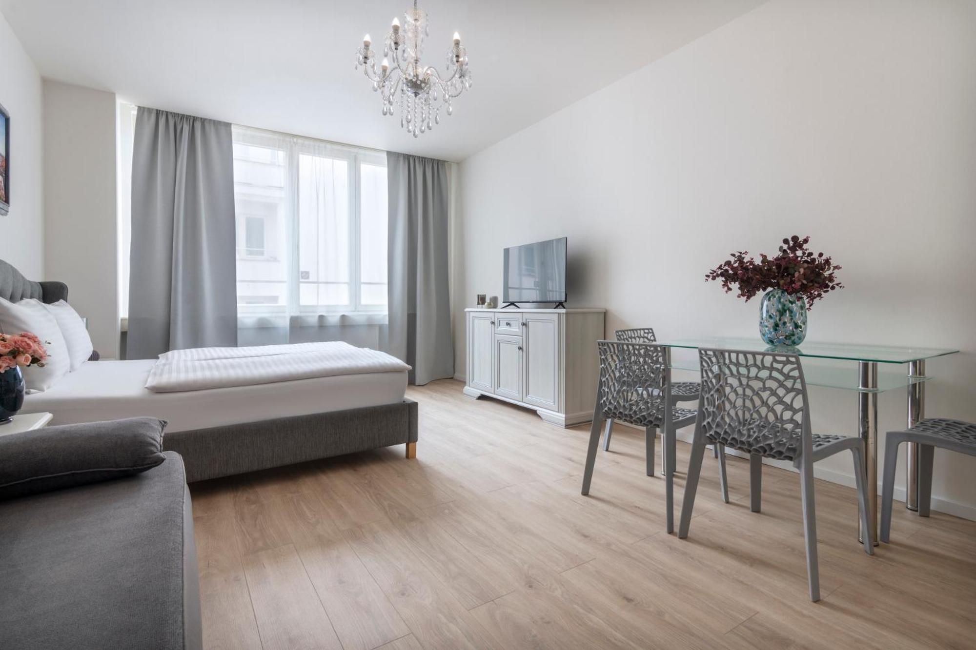 Prague Serenity Suites And Apartments Exterior photo