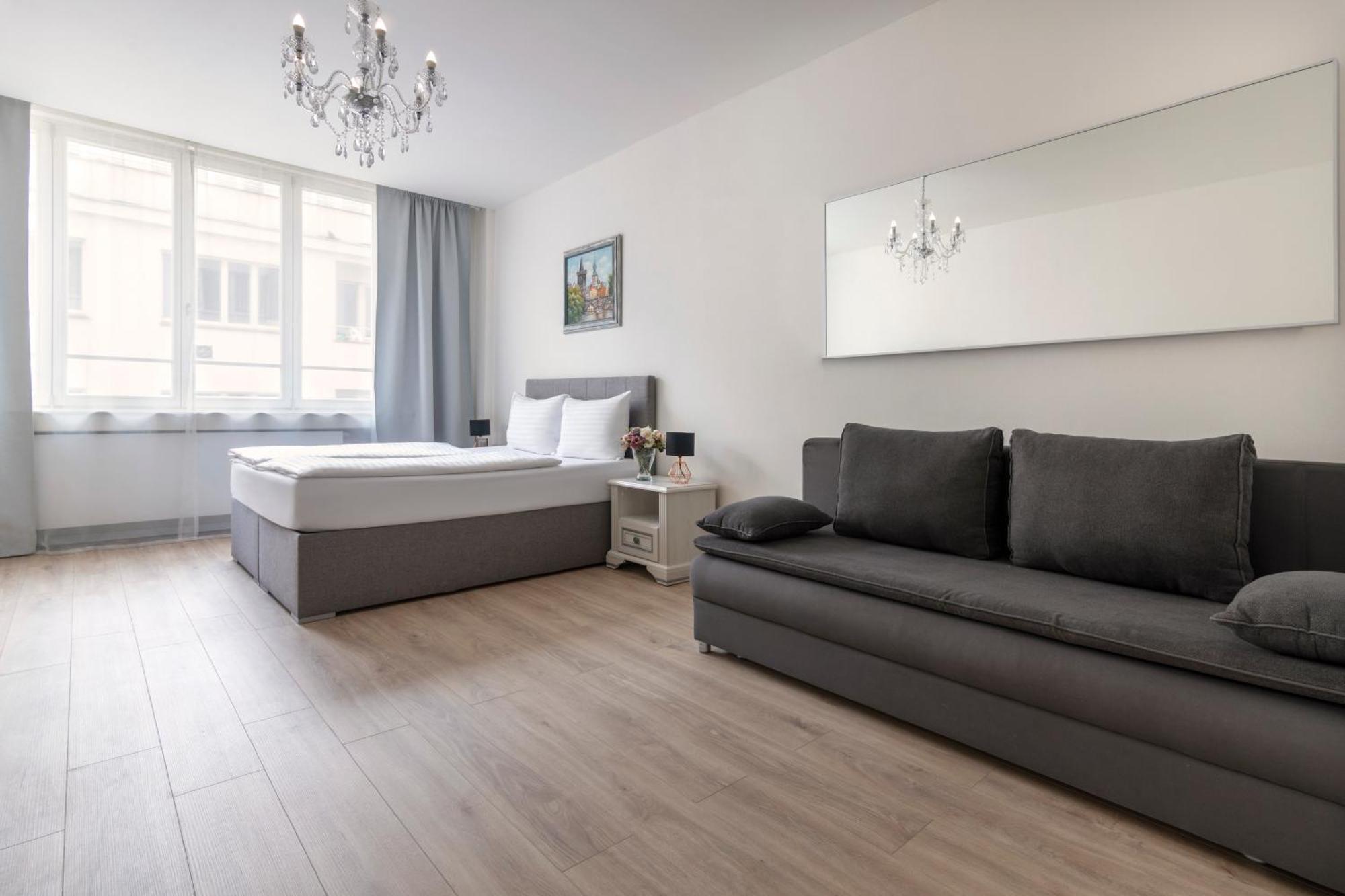 Prague Serenity Suites And Apartments Exterior photo